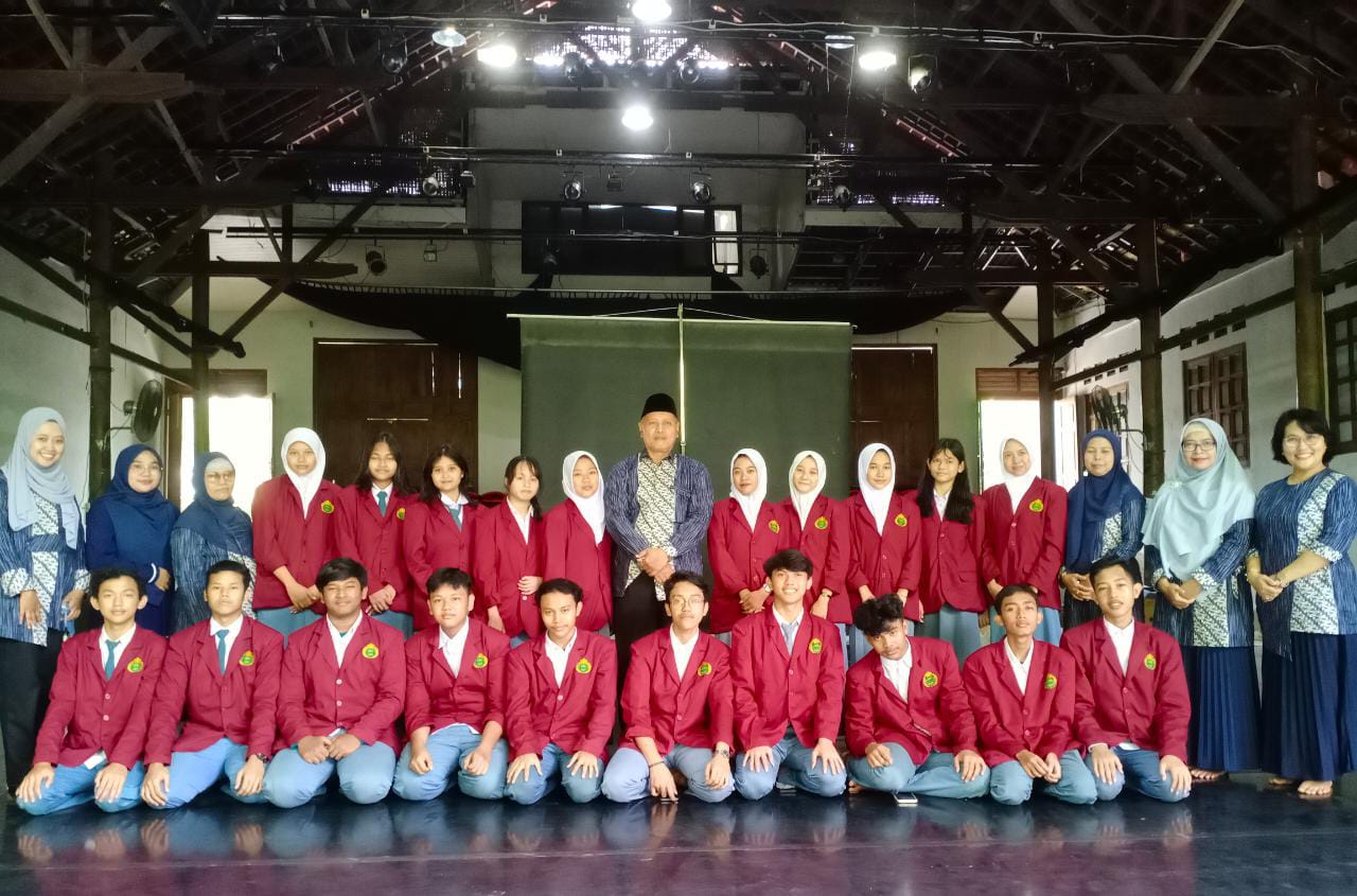 Struktur Organisasi PPTS